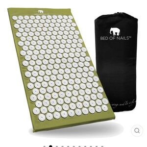 BED OF NAILS Bon Mat Acupressure Pain Relief NWOT Green White Circulation